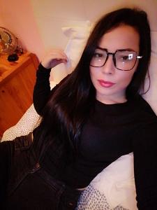 612435995: Chica busca chico en Barcelona