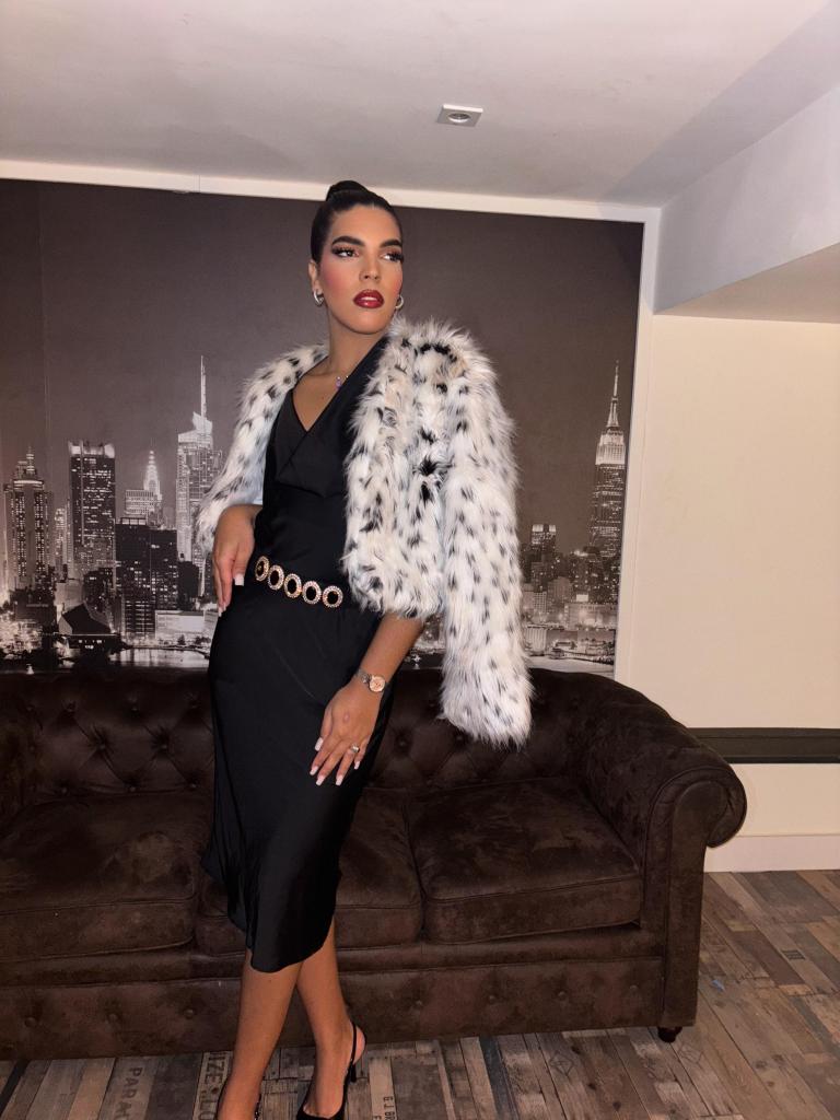 664826031: Travesti en Barcelona