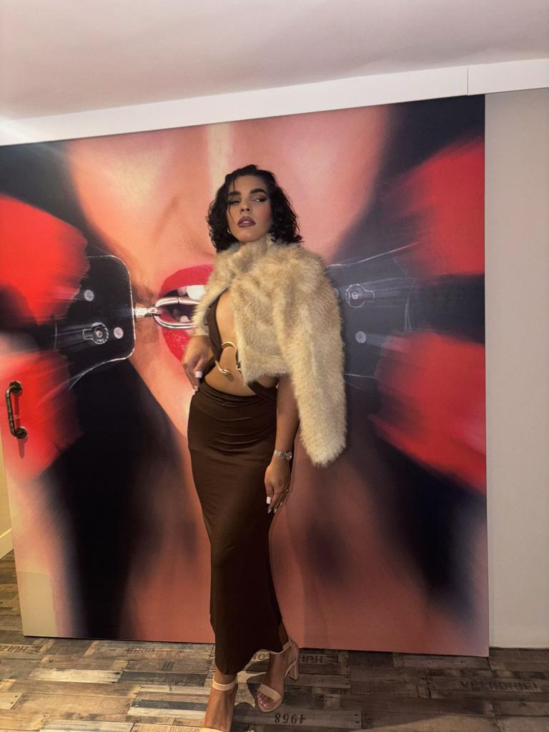 664826031: Transexual en Barcelona