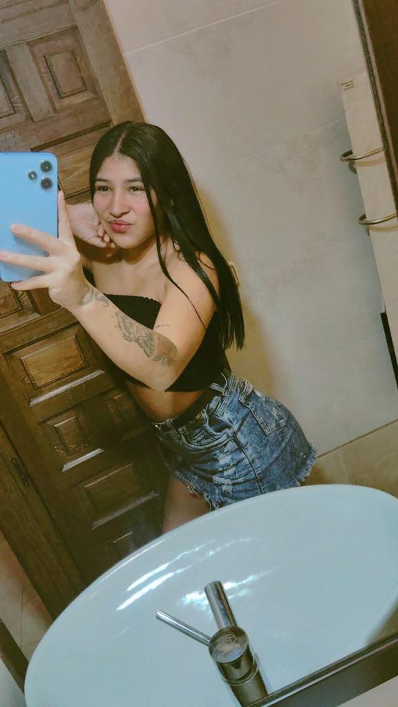 Chica busca chico en Tenerife: Chica busca chico