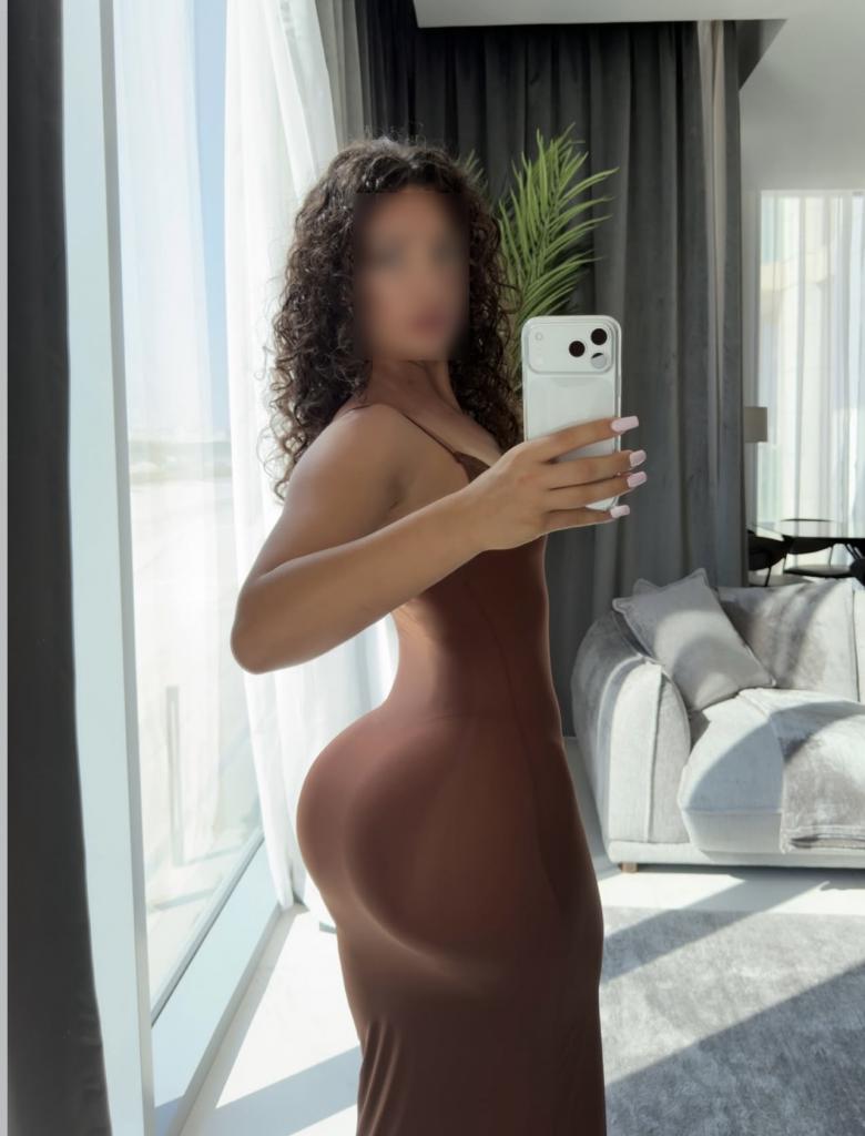 607025397: Chica busca chico en Alicante