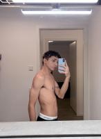 635037929: Chico busca chica en Madrid