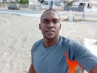 678657538: Chico busca chica en Valencia