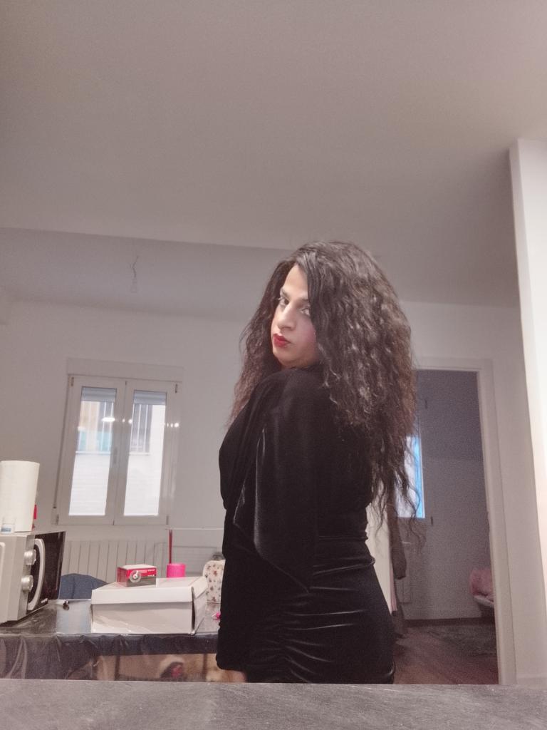 711270140: Travesti en Zaragoza