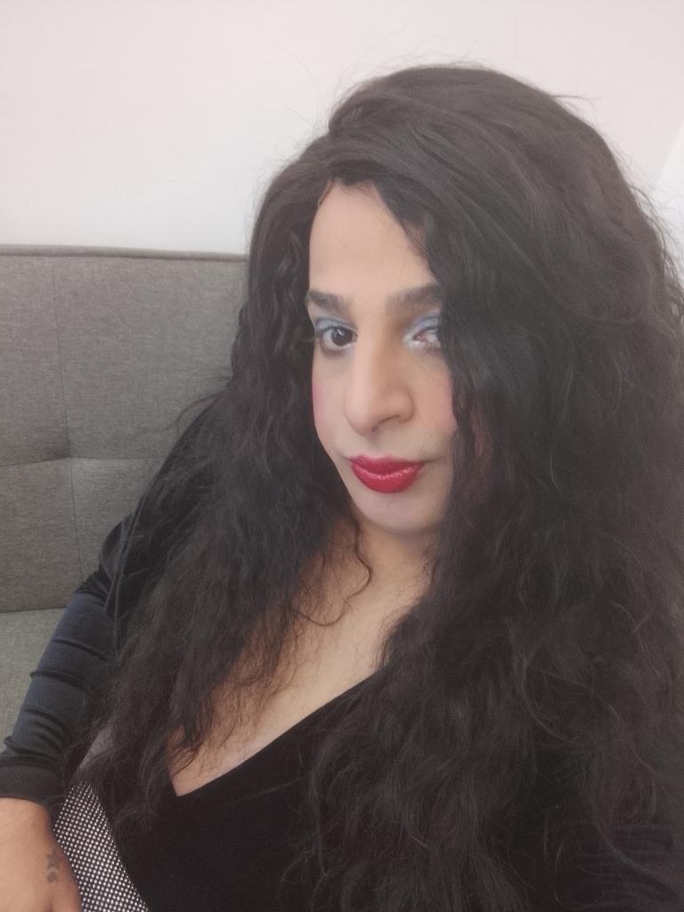 711270140: Transexual en Zaragoza