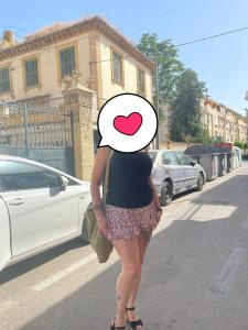 Chica busca chico en Granada: 