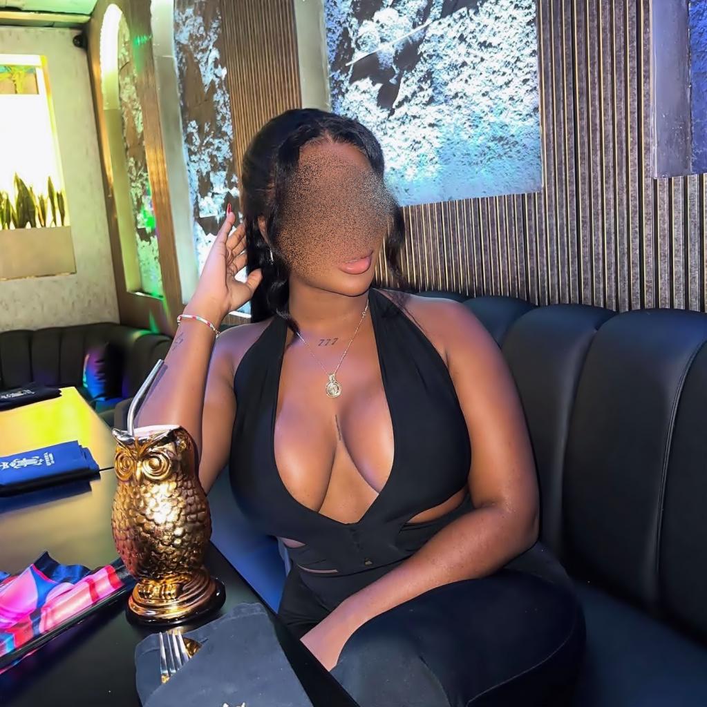 614635074: Chica busca chico en Lérida