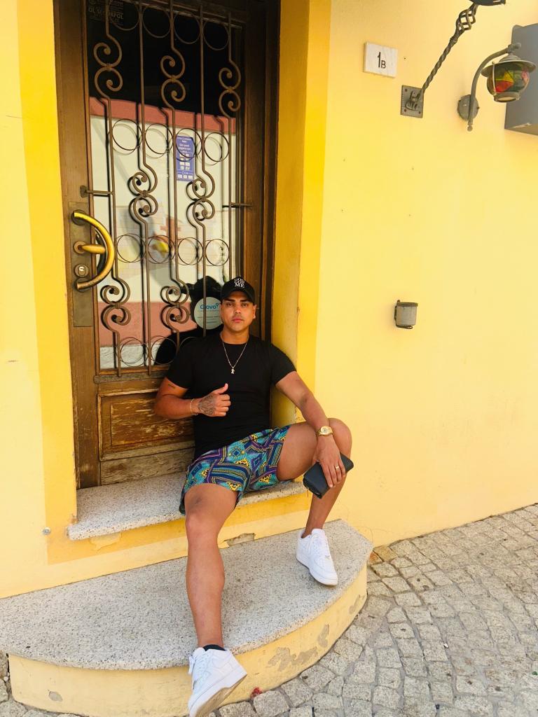 Chico busca chica en Cantabria: 