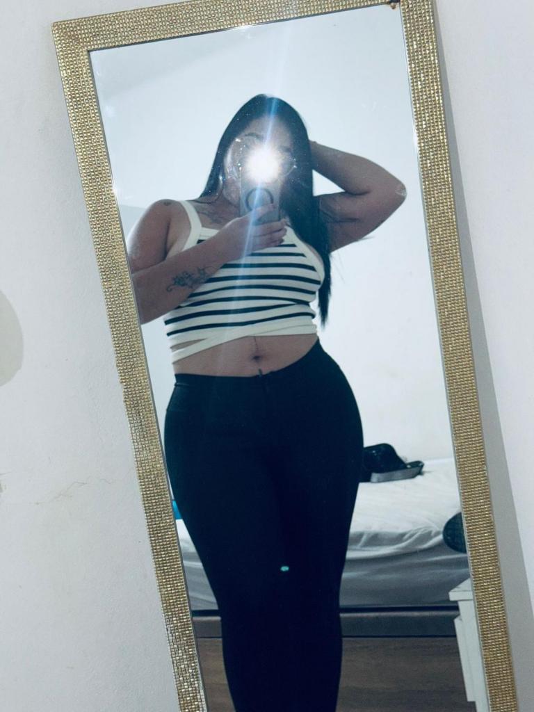 Chica busca chico en Alicante: 