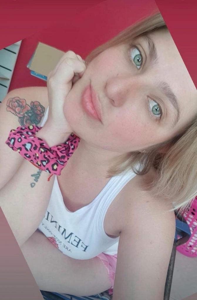 Chica busca chico en Cádiz: 