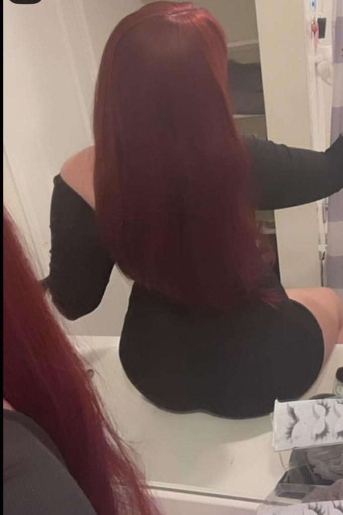 Chica busca chico en Sevilla: 