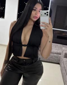 663164429: Chica busca chico en Murcia