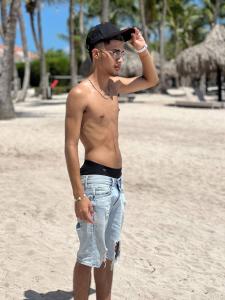 603484045: Chico busca chica en Madrid