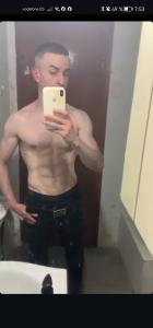 677175235: Chico busca chica en Barcelona