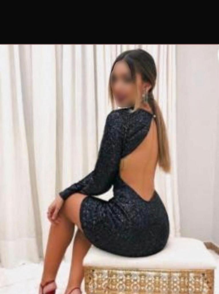 Chica busca chico en La Coruña: Chica busca chico