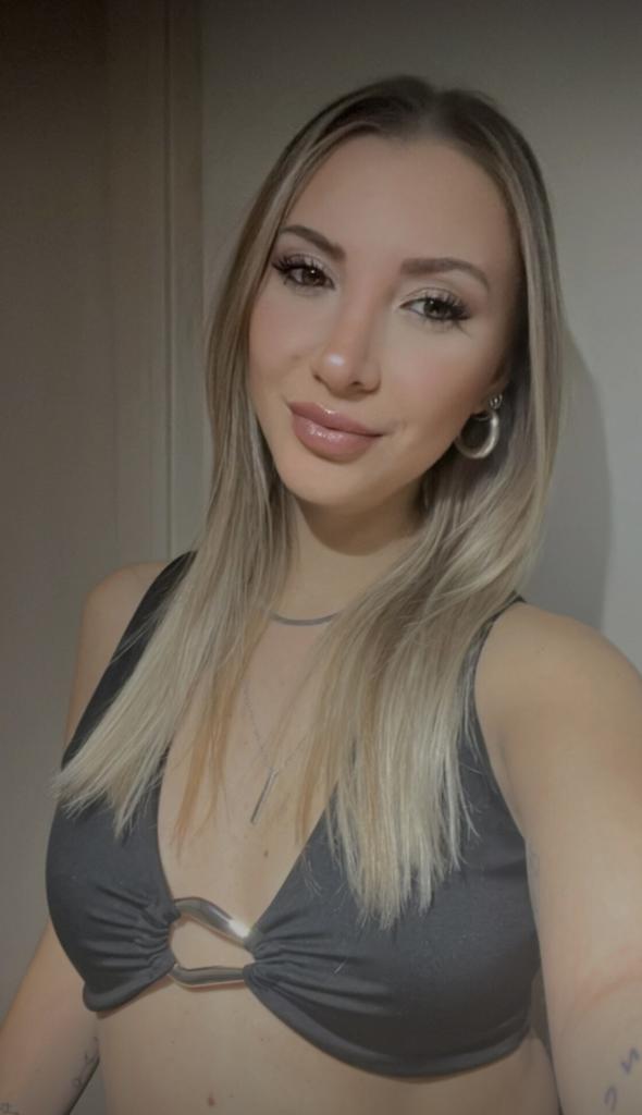 Chica busca chico en Almería: 