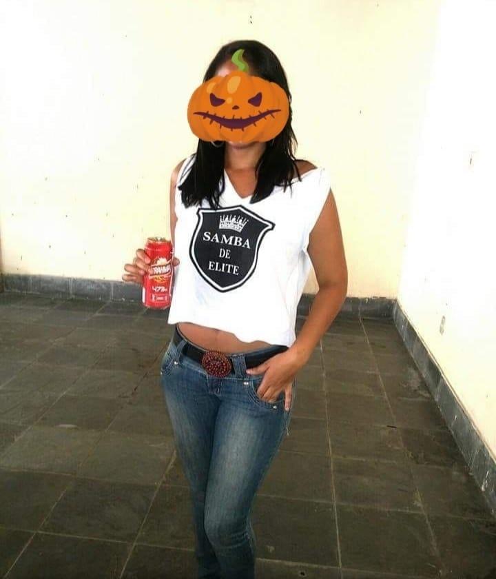 659434768: Chica busca chico en La Coruña