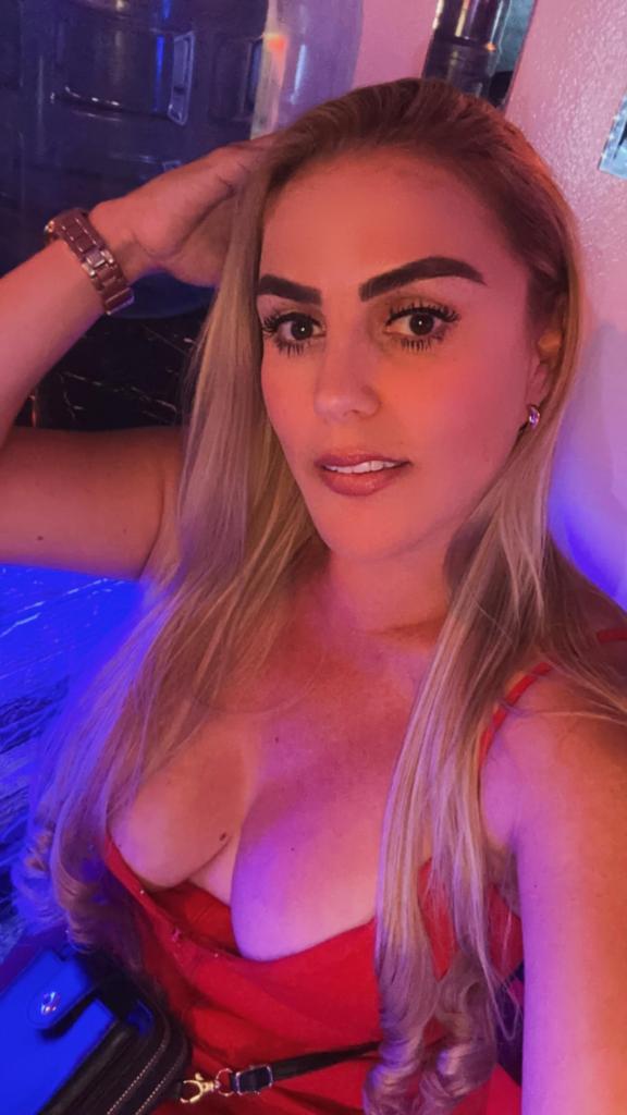 642990819: Chica busca chico en Navarra