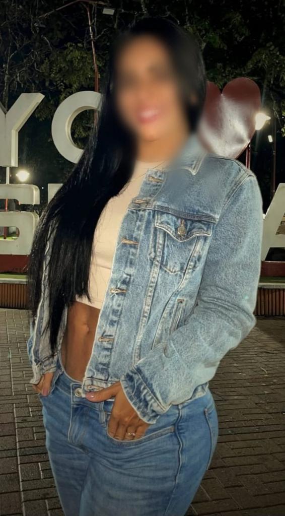 Chica busca chico en Granada: 