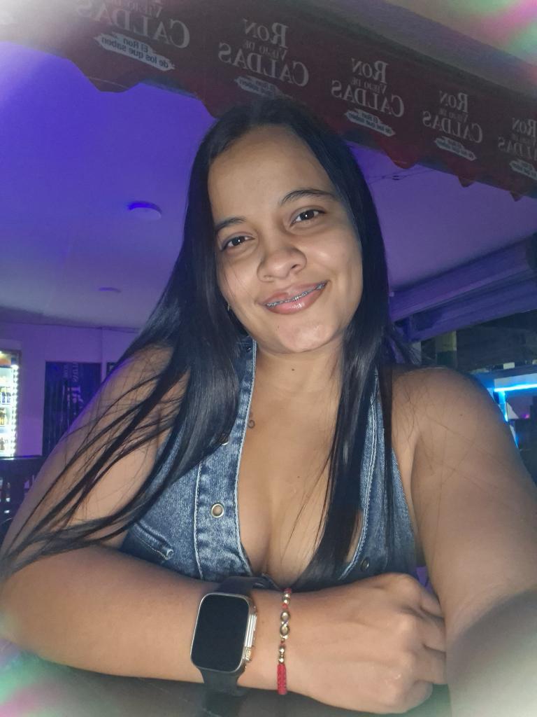 603390343: Chica busca chico en Madrid