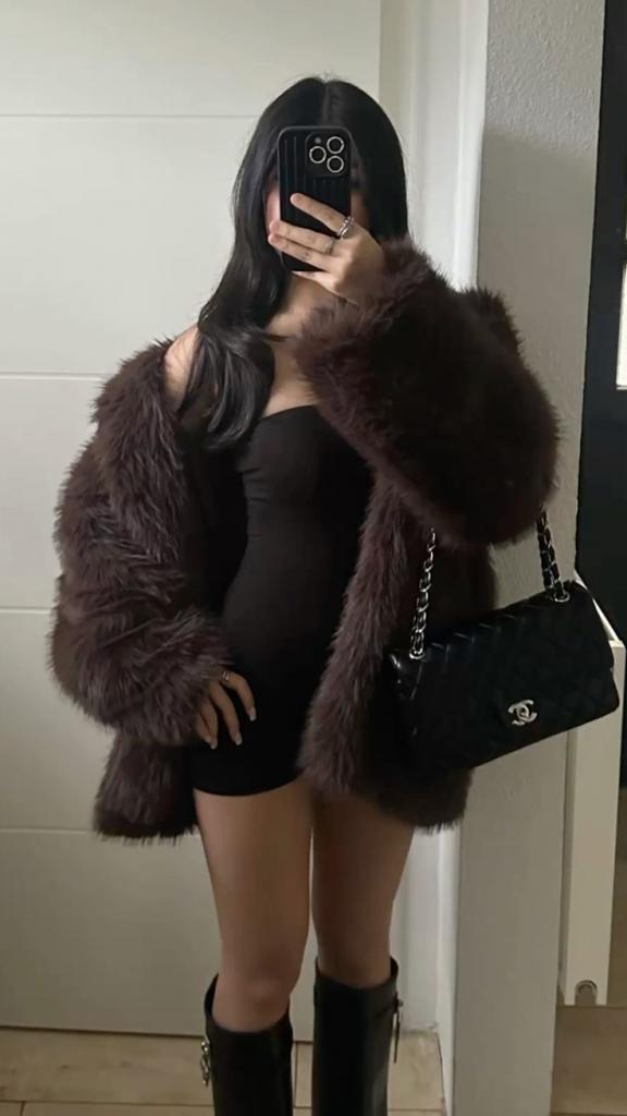 678954277: Chica busca chico en Málaga