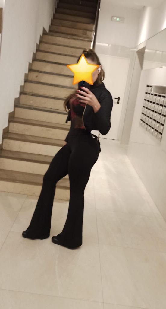 Chica busca chico en Murcia: Chica busca chico