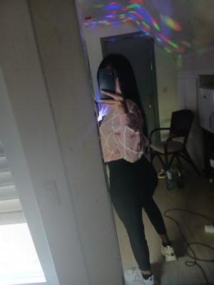 604369813: Chica busca chico en Madrid