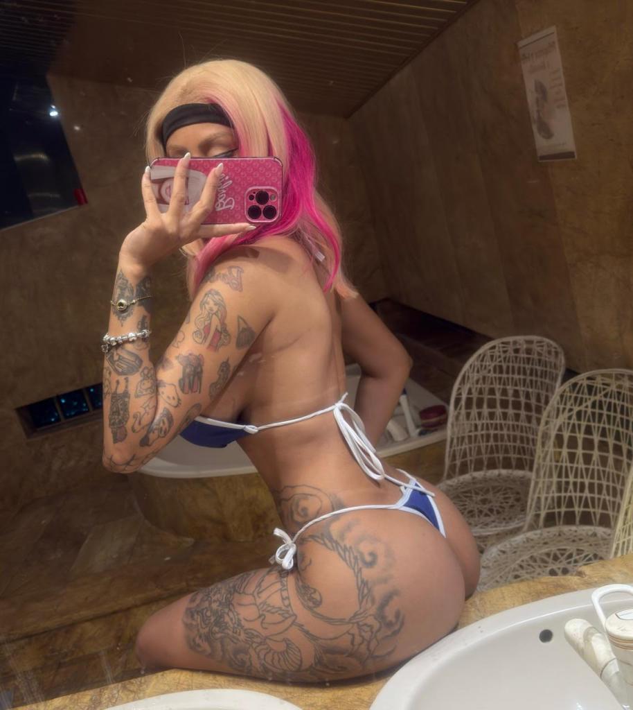 Chica busca chico en Granada: 