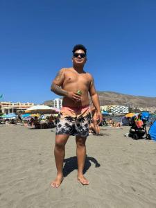 643564317: Chico busca chica en Tenerife