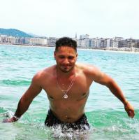 647280861: Chico busca chica en Guipúzcoa