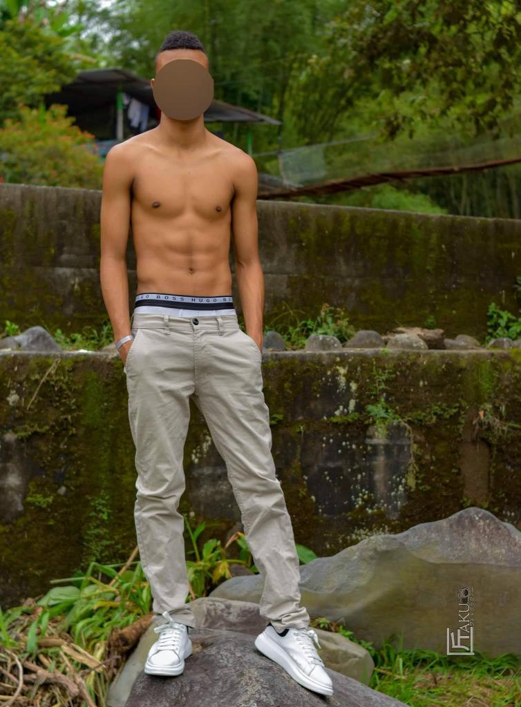 Chico busca chica en Alicante: 