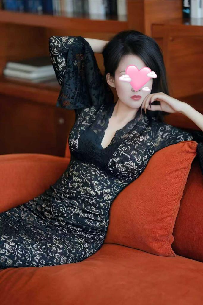 670693999: Chica busca chico en Asturias