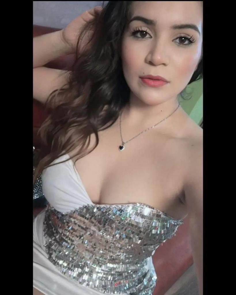 Chica busca chico en Tarragona: Chica busca chico