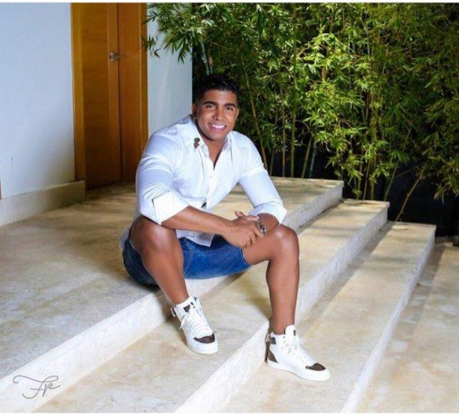 Chico busca chica en Tarragona: 