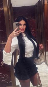 602454103: Chica busca chico en Granada