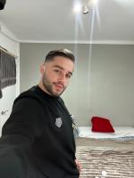 697193756: Chico busca chica en Málaga