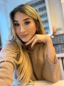 697927502: Travesti en Madrid