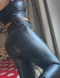 695719692: Chica busca chico en Valencia