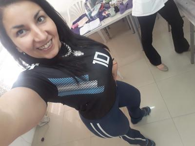 663048571: Chica busca chico en Madrid