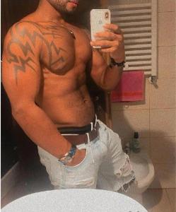 Chico busca chica en Tarragona: 