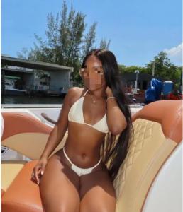 Chica busca chico en Murcia: 