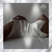 613897034: Chica busca chico en Gerona