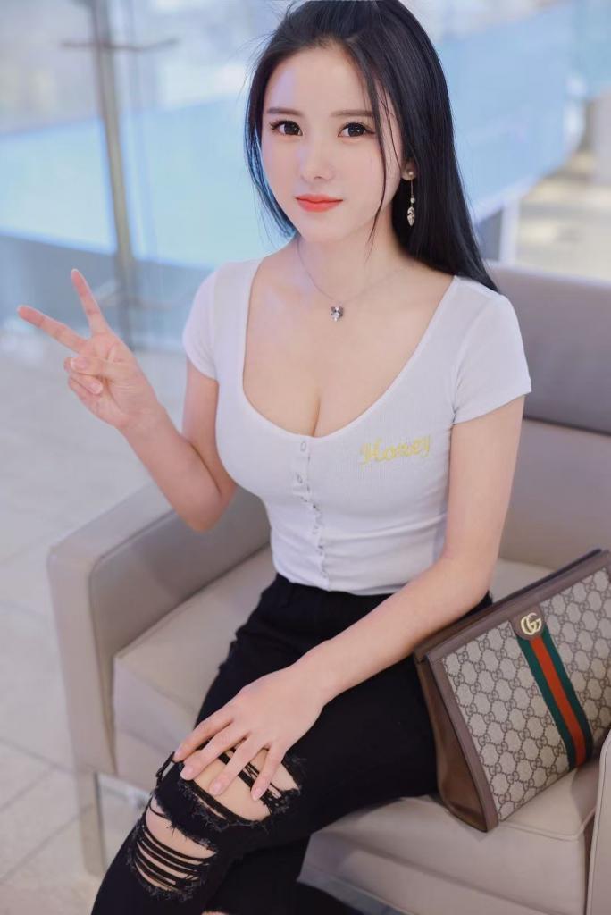 663122636: Chica busca chico en Madrid