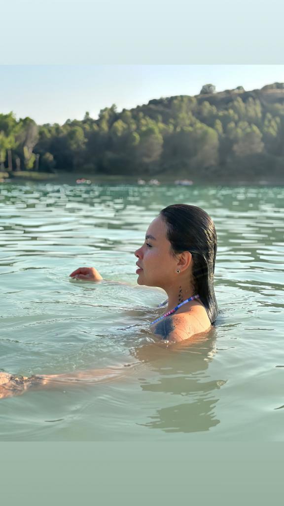 Chica busca chico en Granada: 