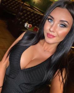 614683984: Chica busca chico en Huesca