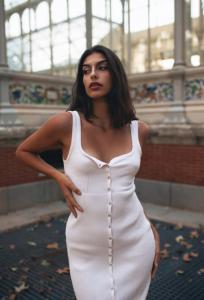 687782385: Chica busca chico en Madrid