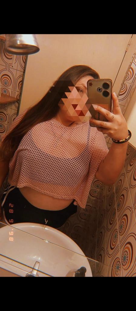 632367657: Chica busca chico en Barcelona