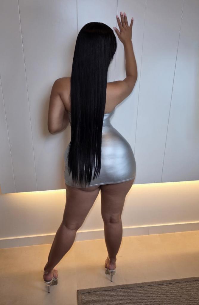 Chica busca chico en Sevilla: 