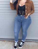 632688342: Chica busca chico en Barcelona