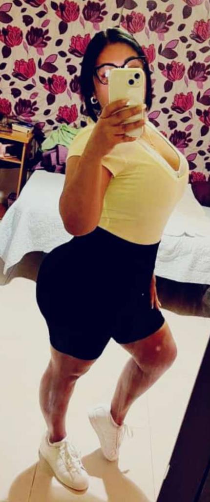 Chica busca chico en Granada: 